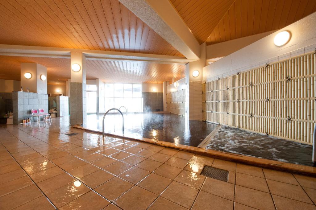 Kangetsuen Onsen Bath