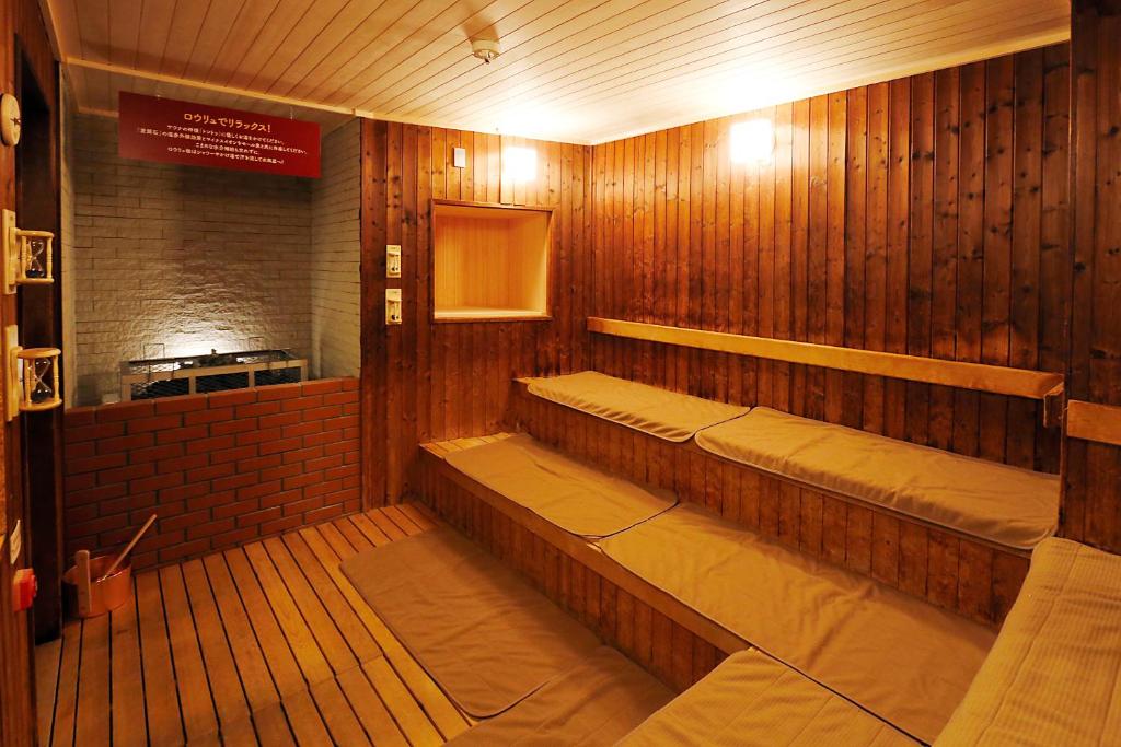 Kangetsuen Wooden Sauna