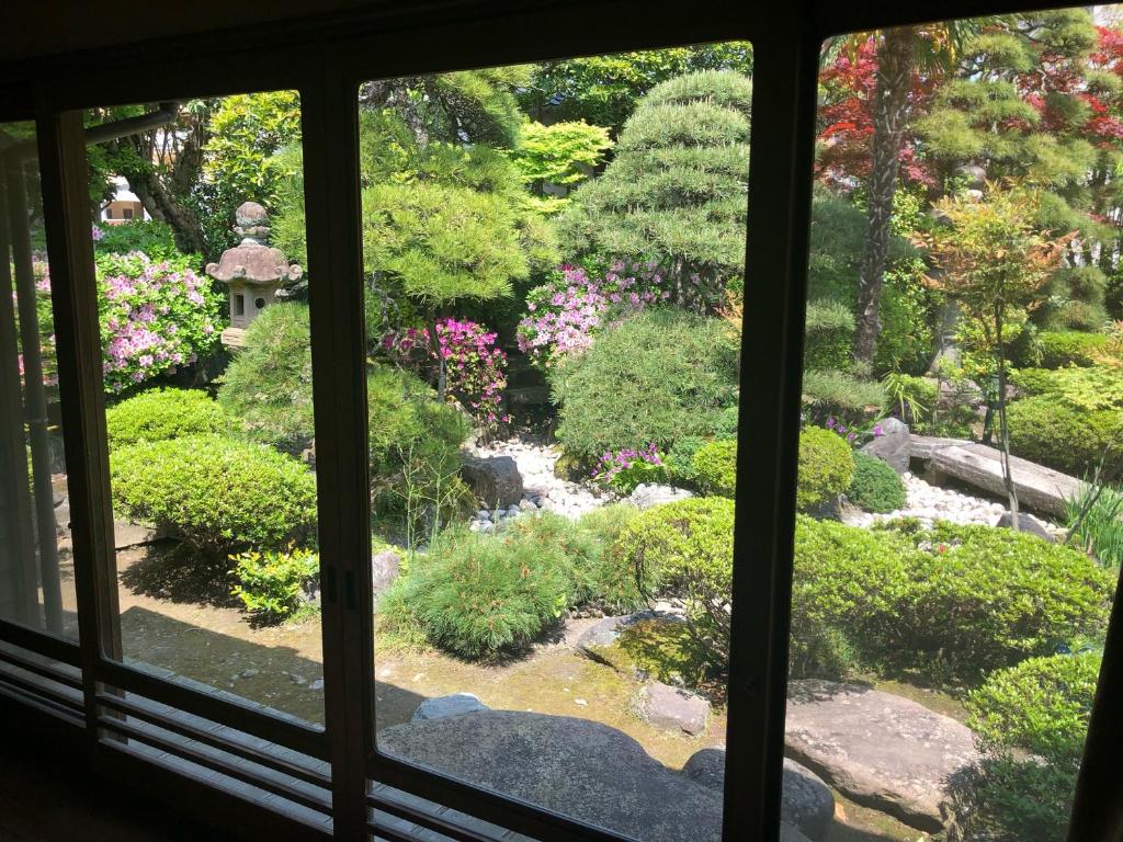 Kansuiteikozeniya Garden View