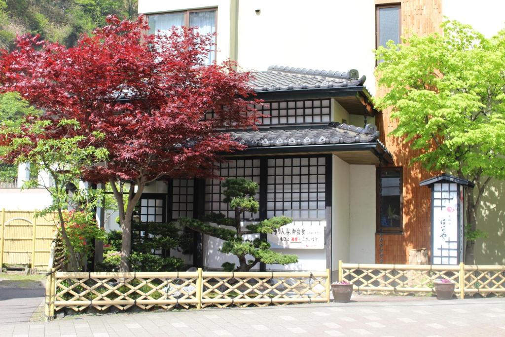 Kashoutei Hanaya Exterior Garden