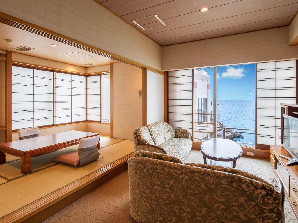 Katsuura Hotel Mikazuki Ocean View Suite