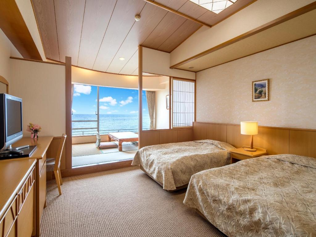 Katsuura Hotel Mikazuki Room Sea View