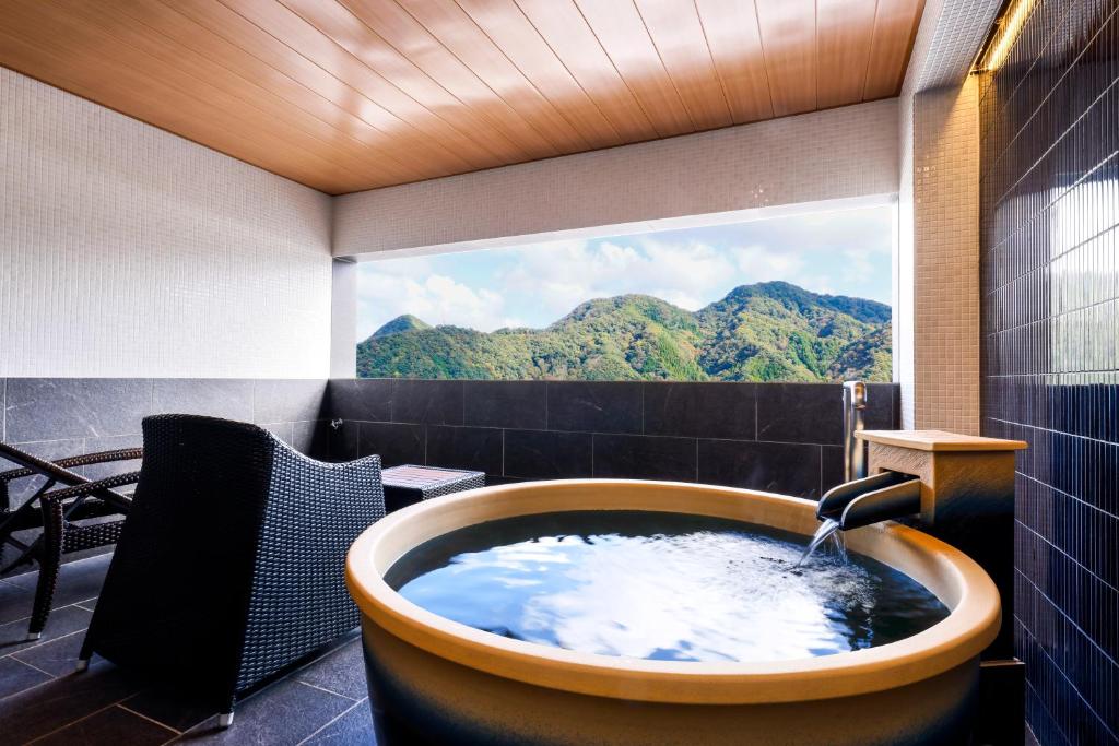 Kawaguchiya Kinosaki Onsen Bathroom
