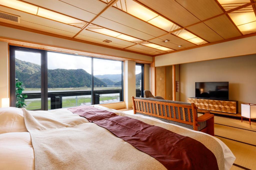 Kawaguchiya Kinosaki Room View Mountains