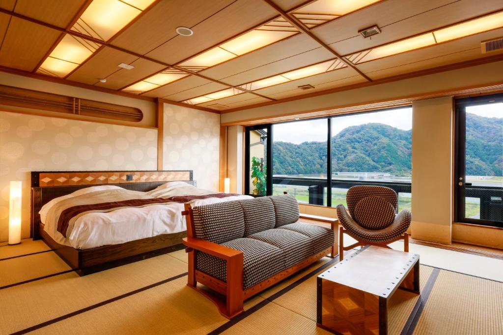 Kawaguchiya Kinosaki Tatami Room Mountain View
