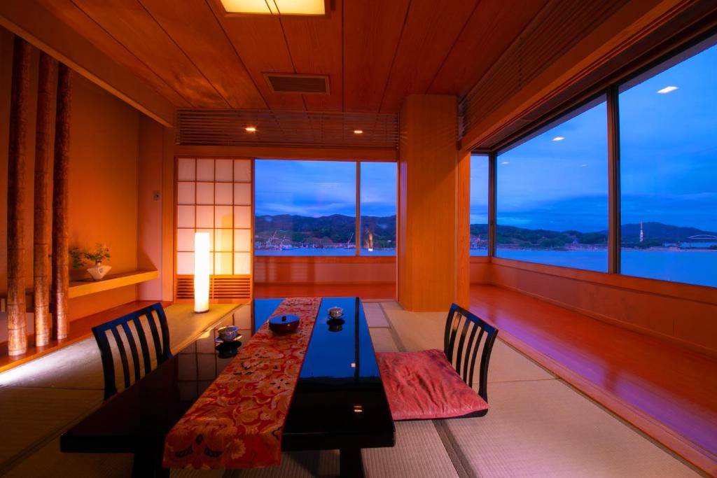 Kesennuma Plaza Hotel Tatami Room Seaview