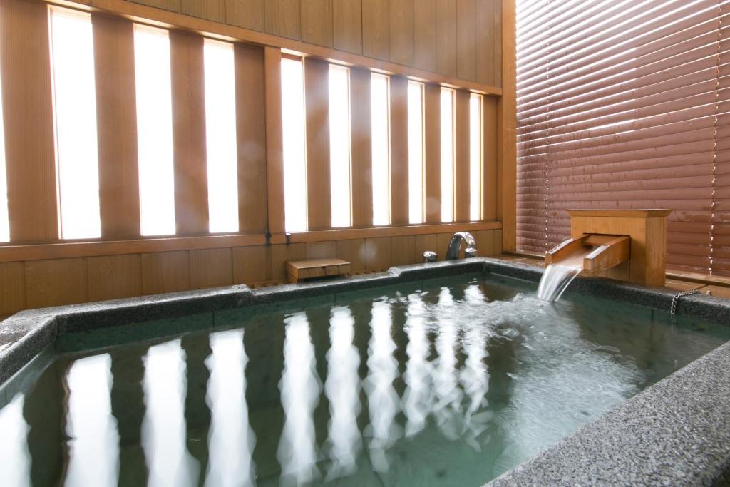 Kintarou Onsen Bath