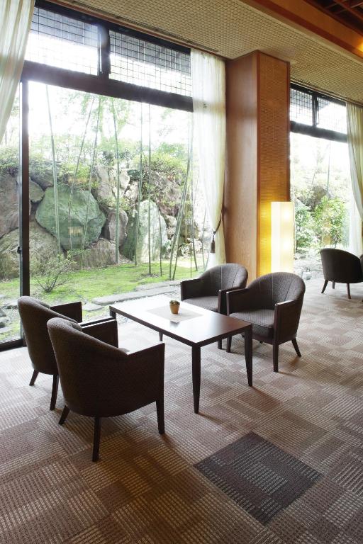 Kintarou Ryokan Lounge Area