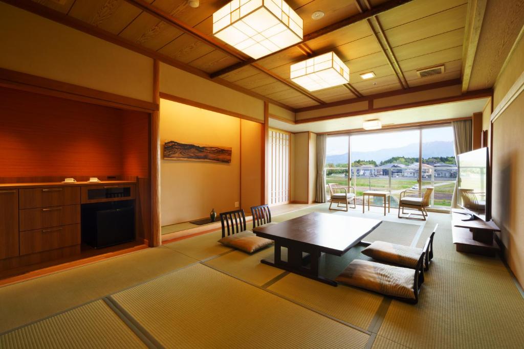 Kintarou Ryokan Tatami Room