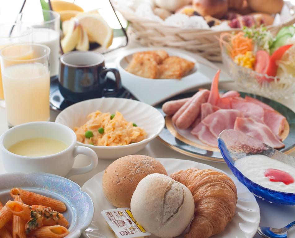Kinugawa Breakfast Spread