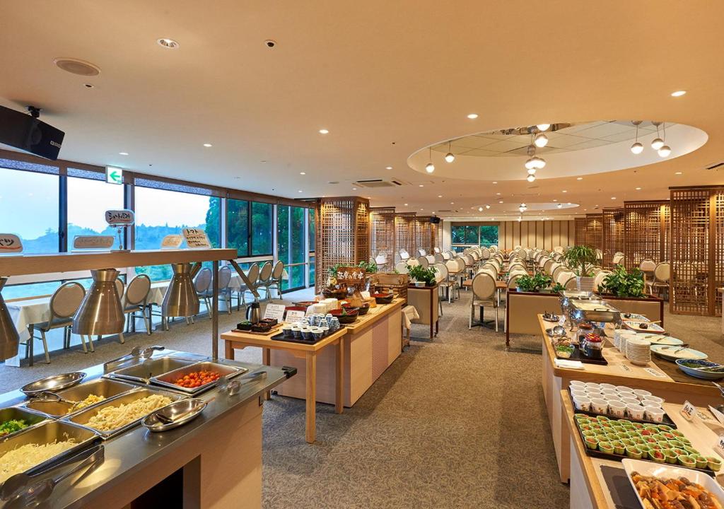 Kirishima Hotel Dining Room Buffet