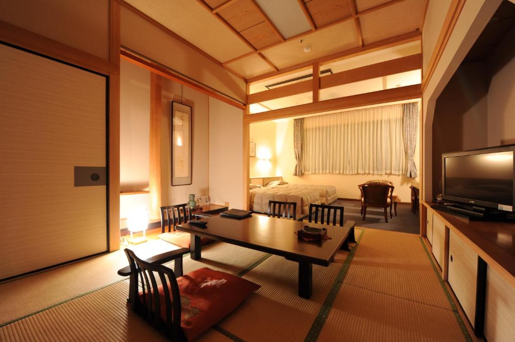Kirishima Hotel Traditional Tatami Room