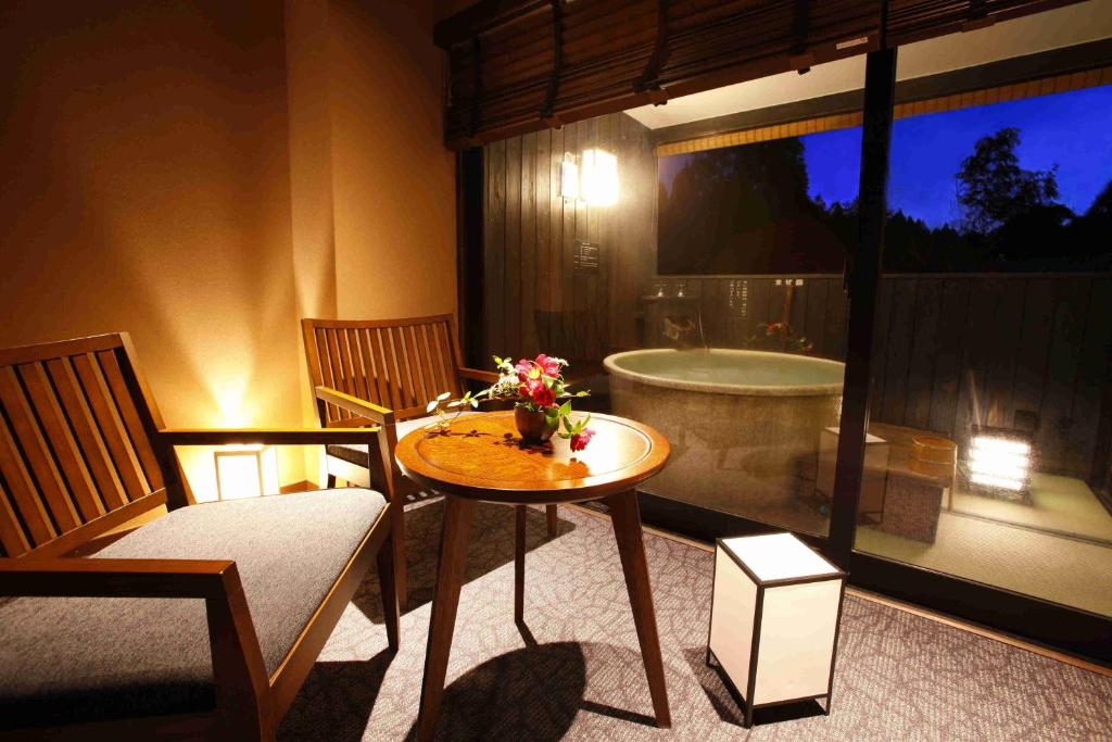 Kirishima Kanko Hotel Balcony Onsen