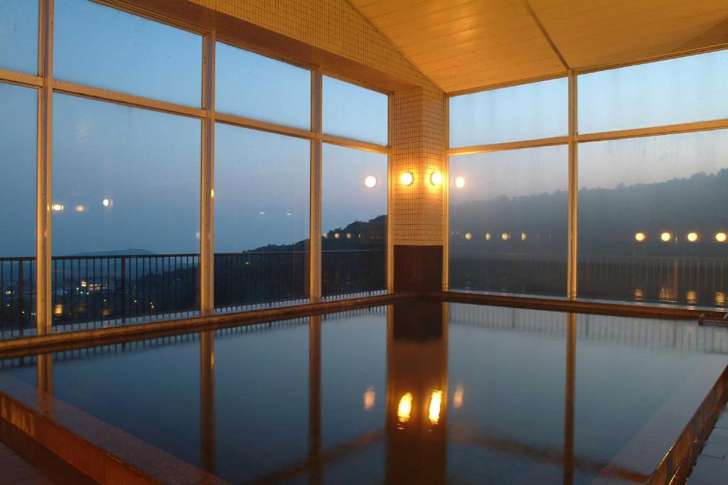 Kirishima Kanko Hotel Onsen View