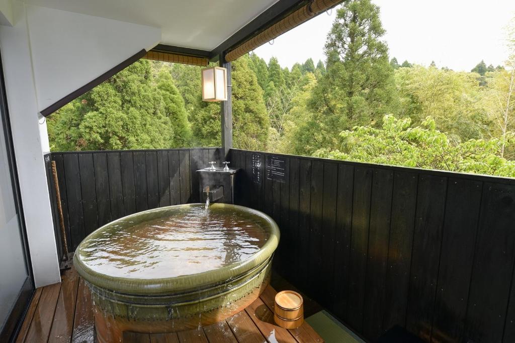 Kirishima Kanko Hotel Outdoor Onsen