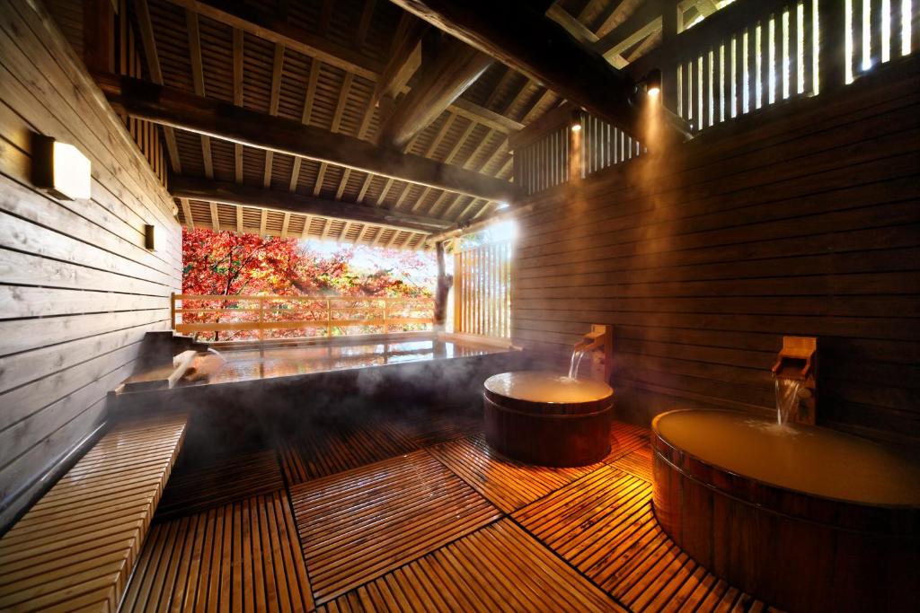 Kishigon Ryokan Onsen Bath