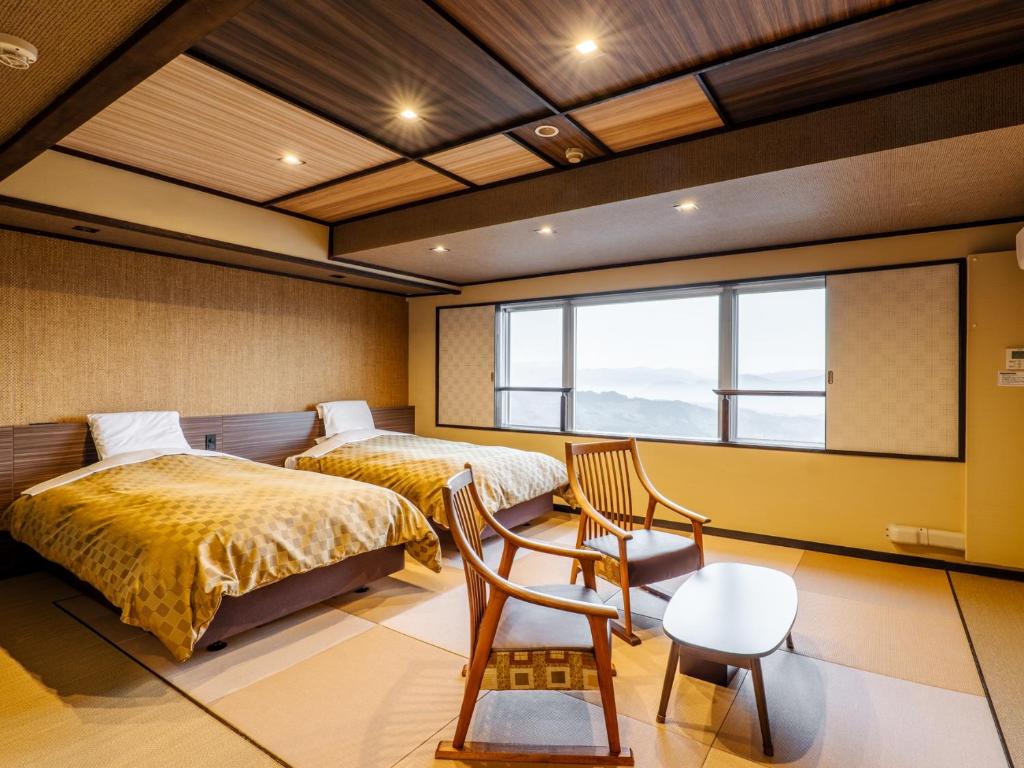Kishigon Ryokan Tatami Room Beds Chairs