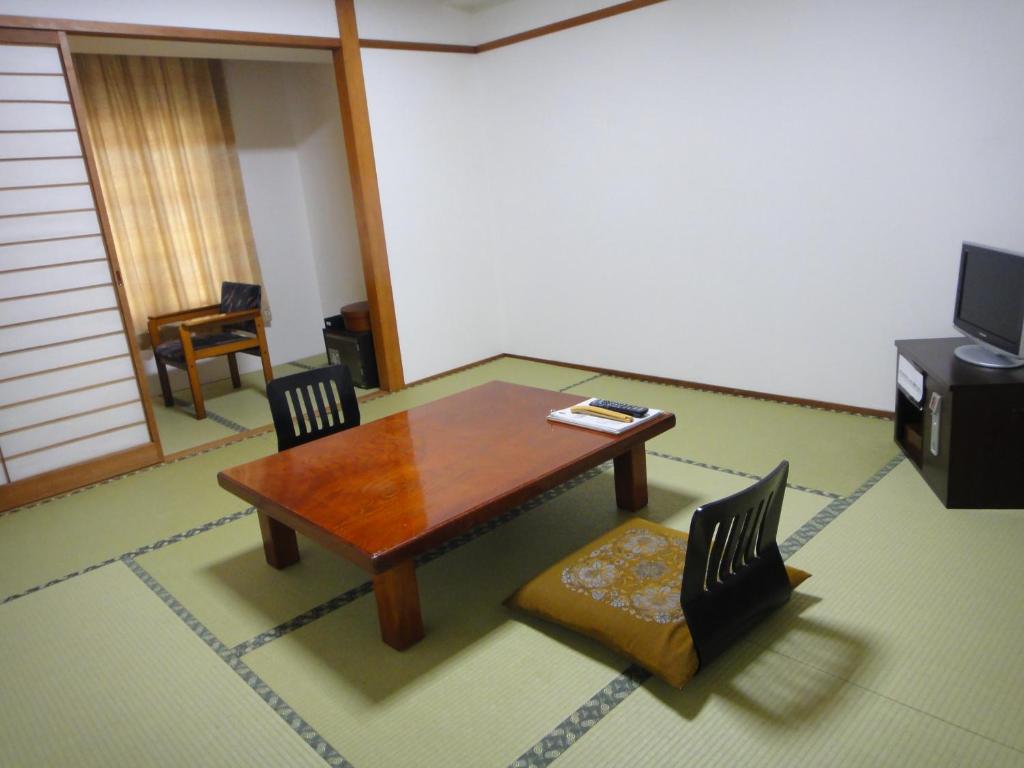 Kisoya Tatami Room Table Tv