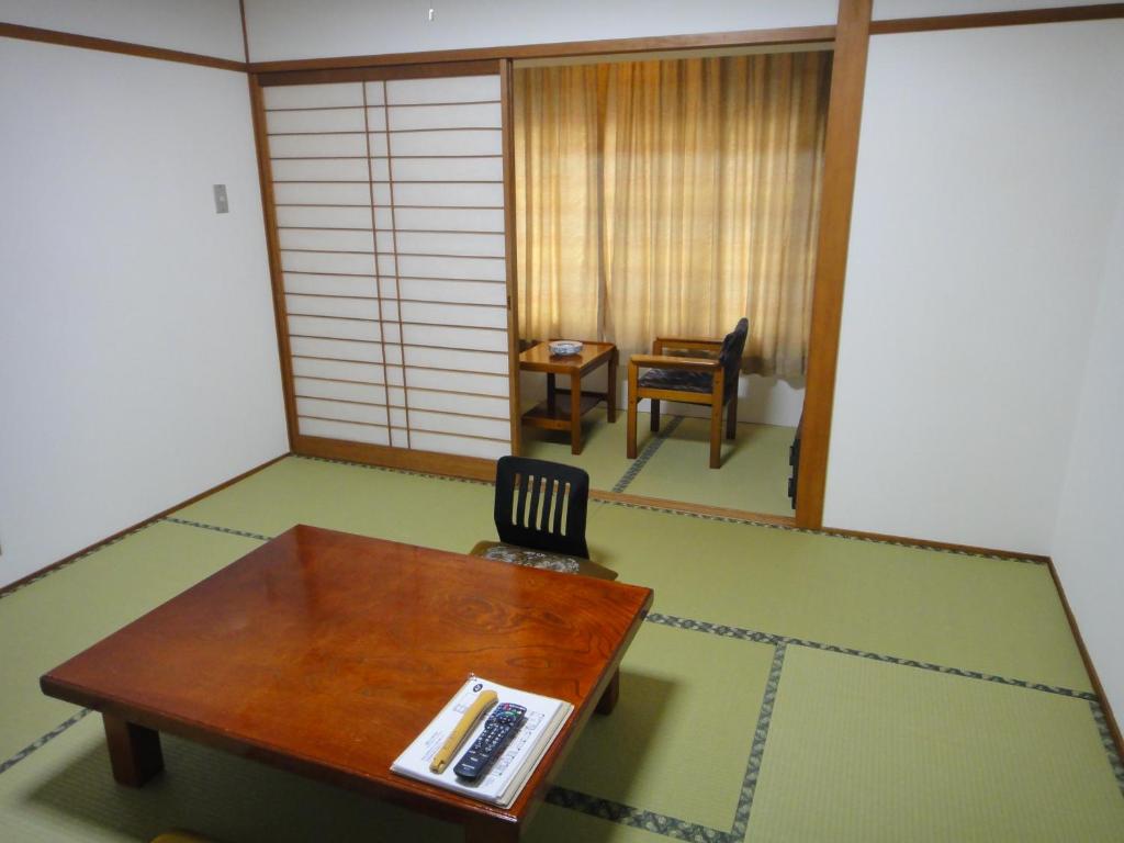 Kisoya Tatami Room Tea Table