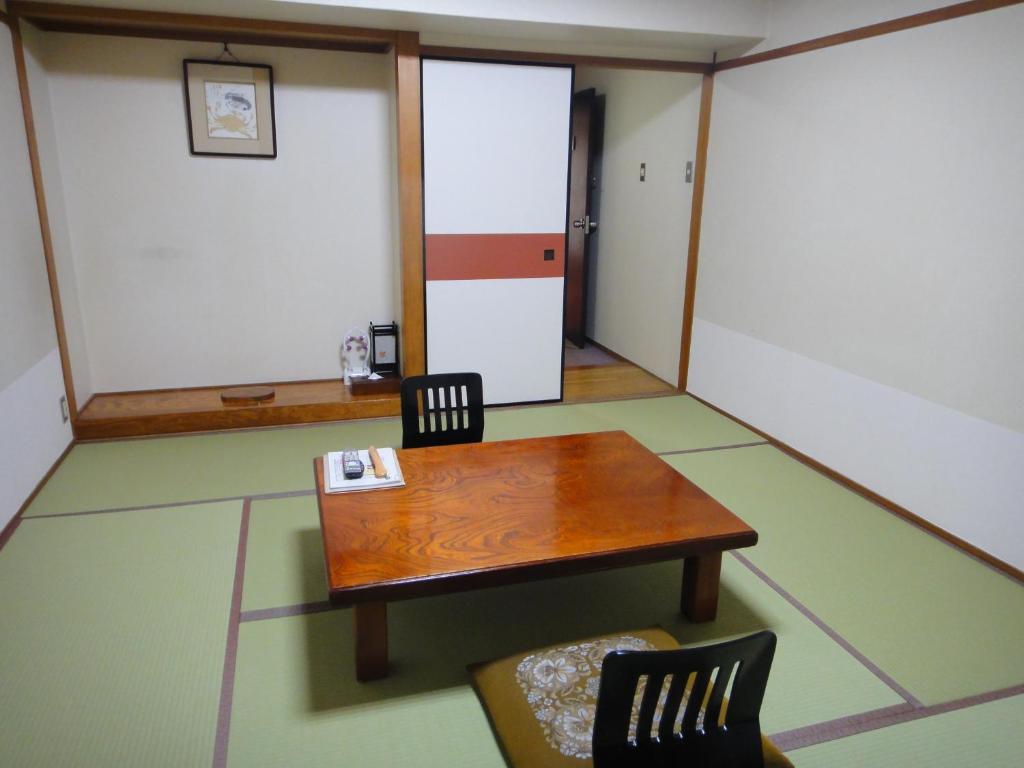 Kisoya Tatami Room Tea Table