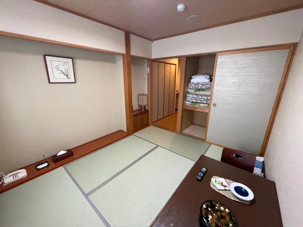Kitaguni Grand Hotel Tatami Room