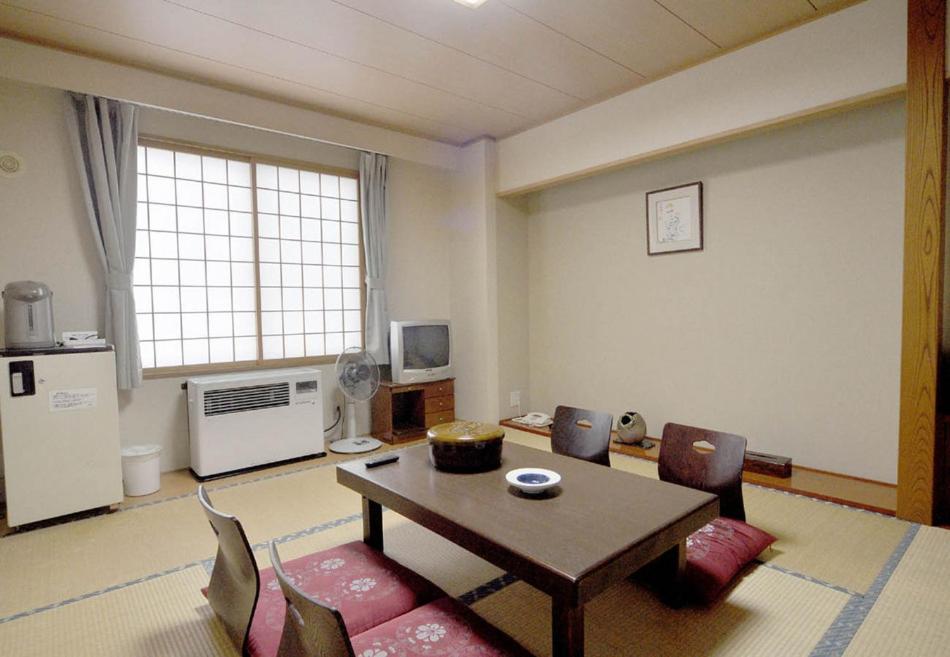Kitaguni Grand Hotel Tatami Room