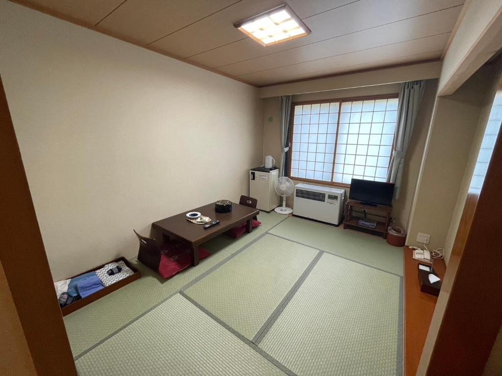 Kitaguni Grand Hotel Tatami Room
