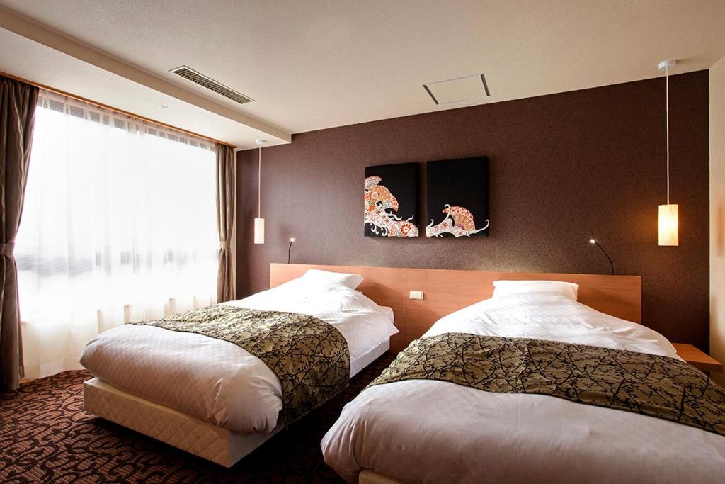 Kobaitei Modern Bedroom