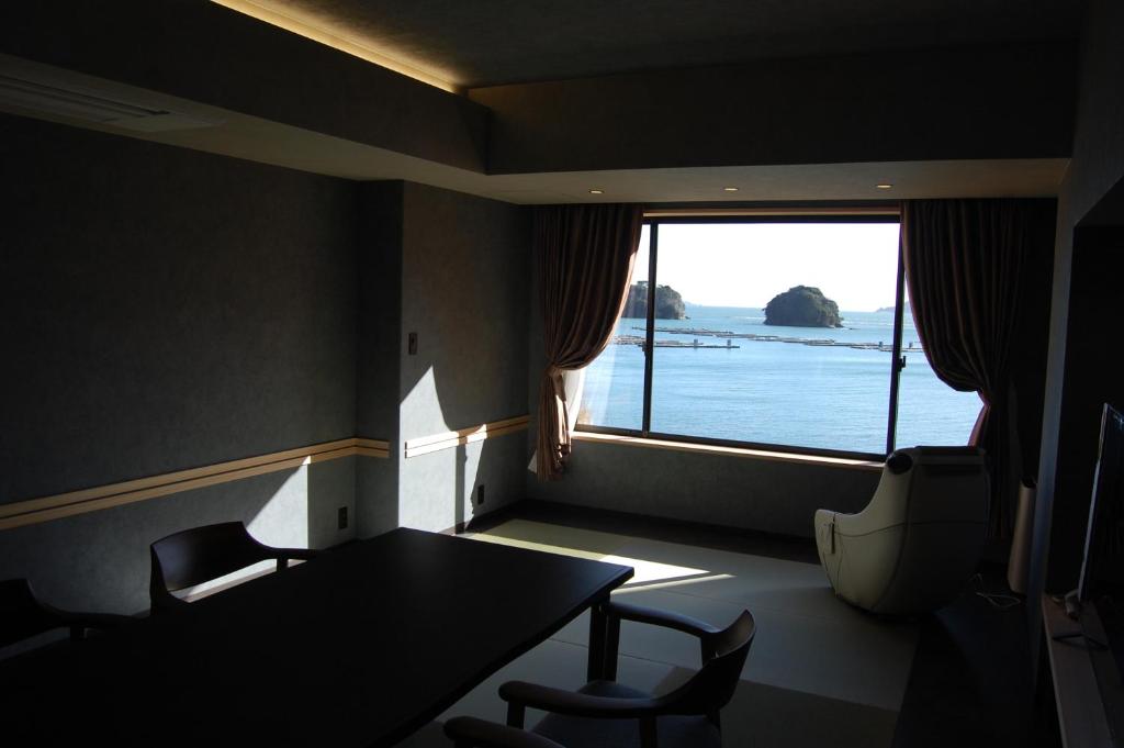 Kochoran Sea View Room