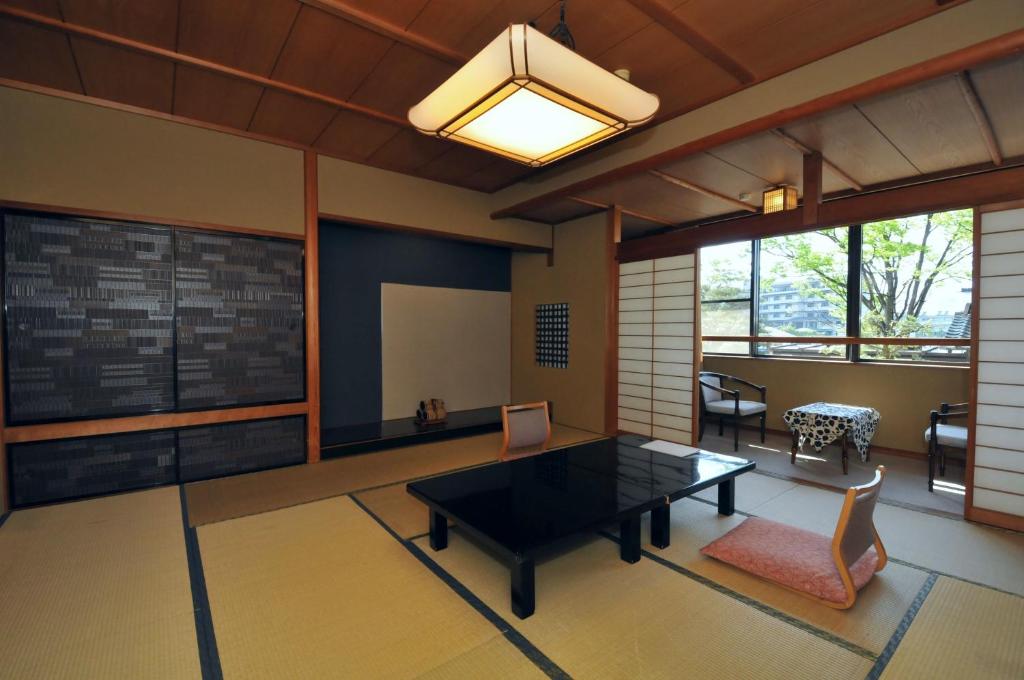 Kohan No Yado Morimoto Tatami Room Tea Table