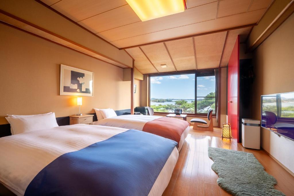 Komatsukan Kofuutei Modern Room View