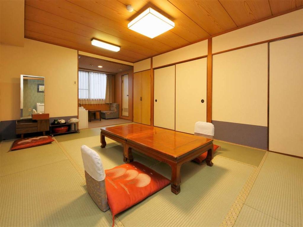 Konpiraspa Yumoto Yachiyo Tatami Room Table Cushions