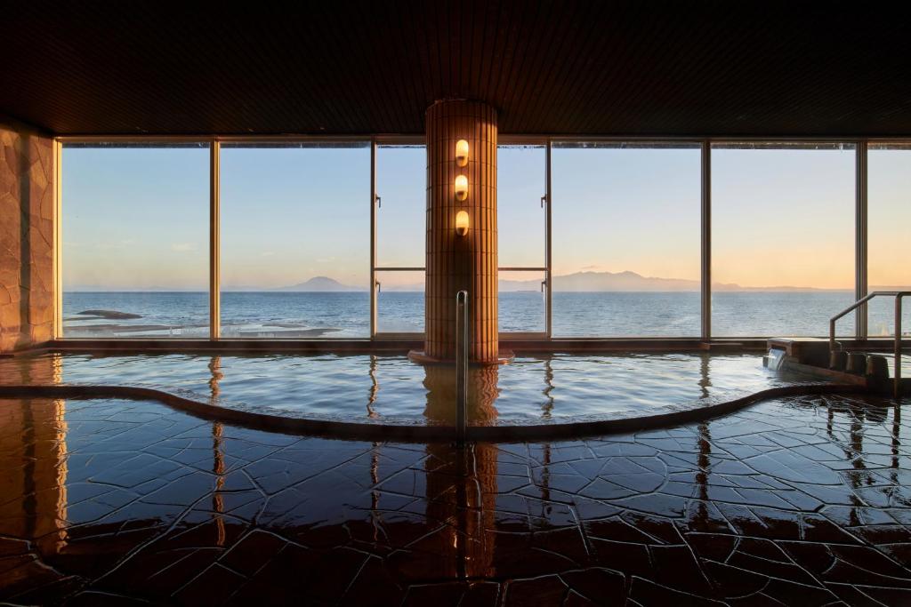 Koran No Yu Kinko Ro Seaside Onsen