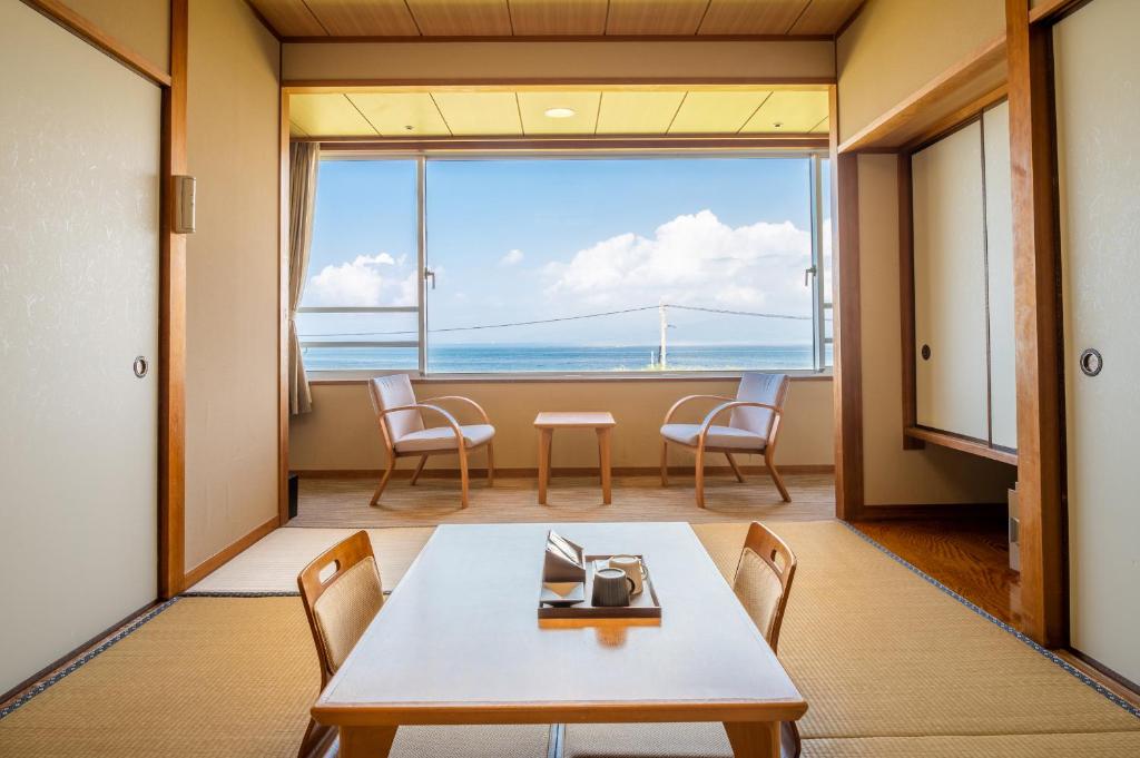 Koran No Yu Kinko Ro Tatami Room Sea View