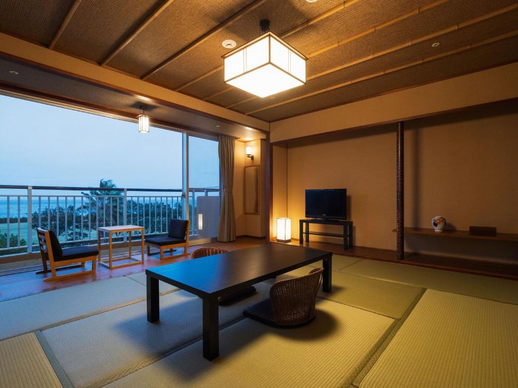 Koran No Yu Kinko Ro Tatami Room Seating