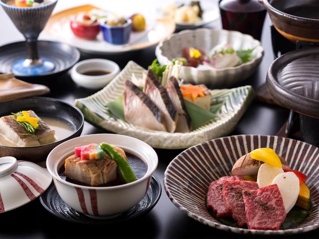 Kotohira Kadan Kaiseki Meal