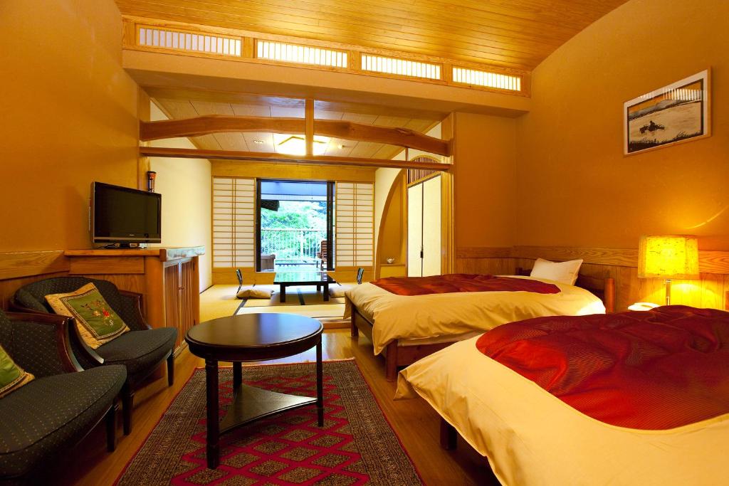 Kurokawa Onsen Okunoyu Room Beds Tatami