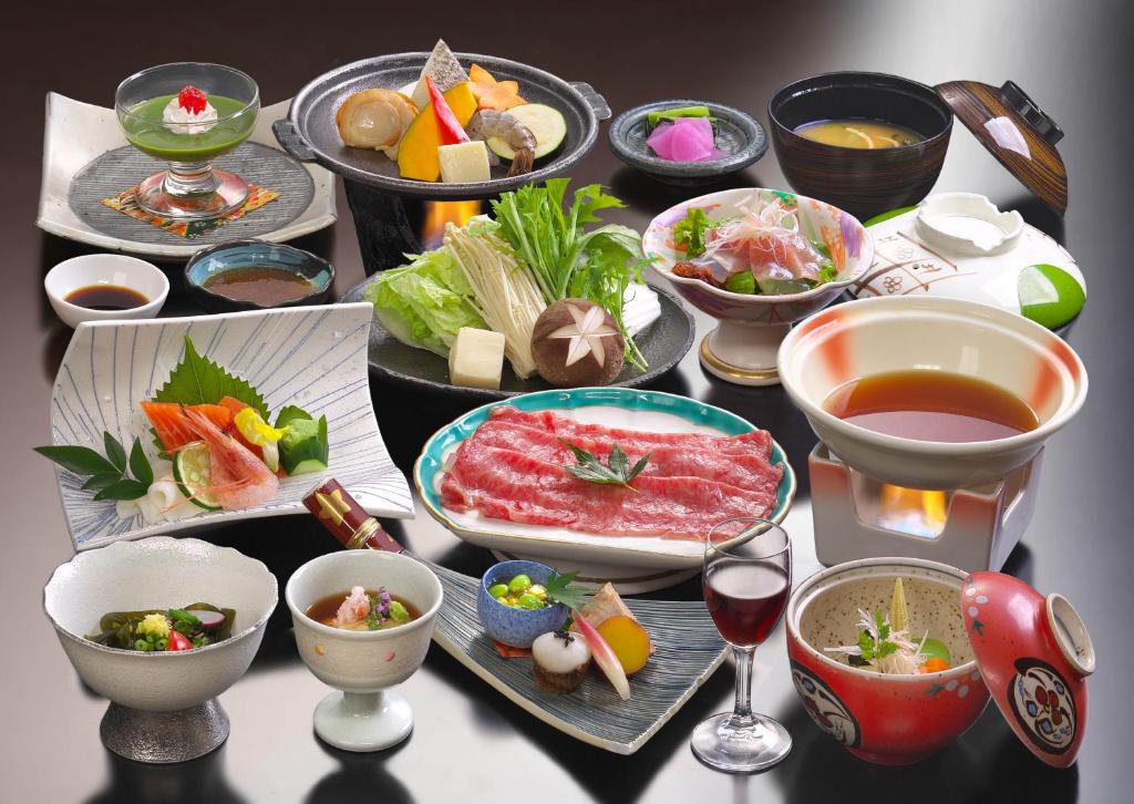 Kusatsu Hot Spring Hotel Takamatsu Kaiseki Meal