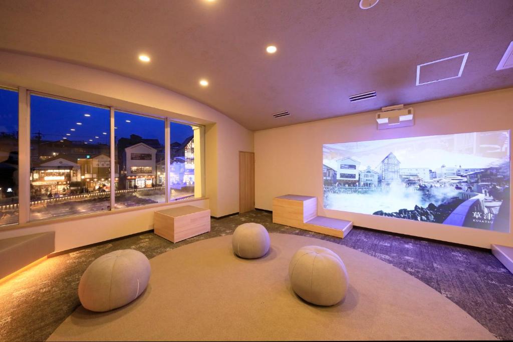 Kusatsu Onsen Hotel Ichii Lounge Night View