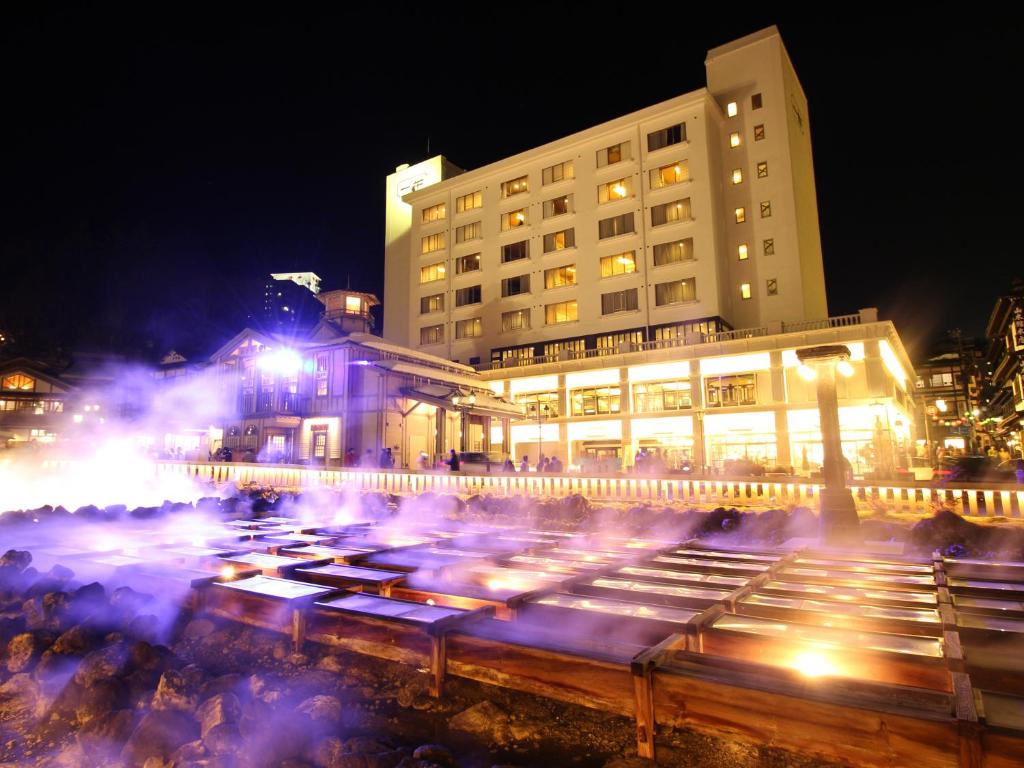Kusatsu Onsen Hotel Ichii Night Exterior