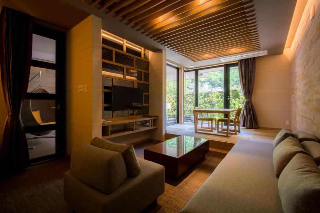 Kyushu Hotel Modern Room