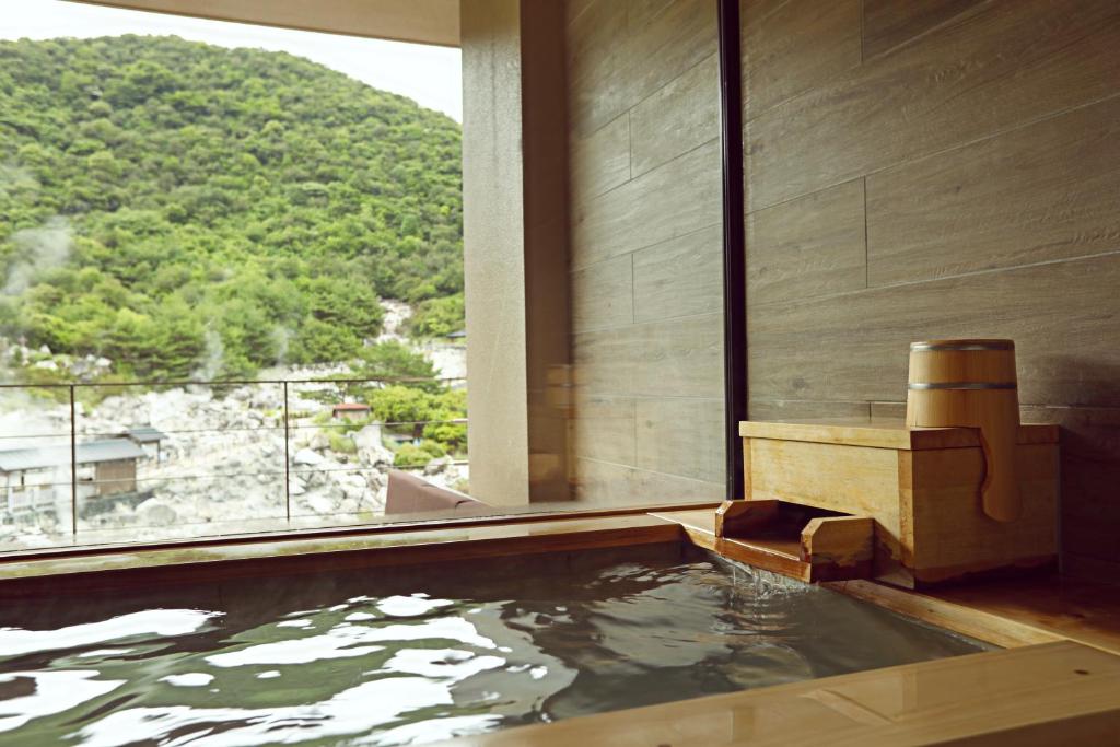 Kyushu Hotel Onsen View