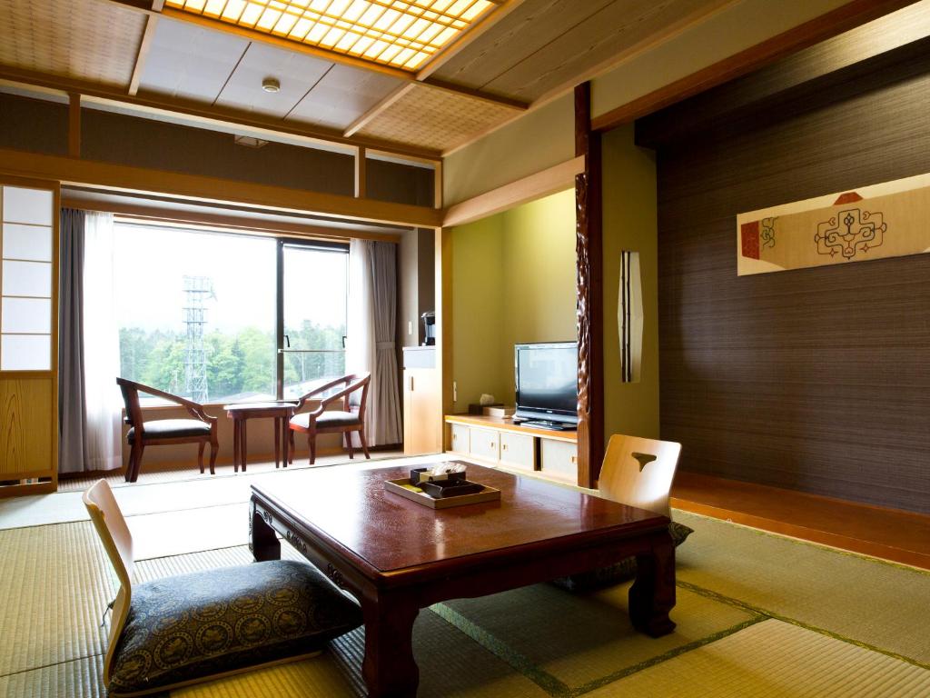 Lake Akan Tsuruga Wings Japanese Room