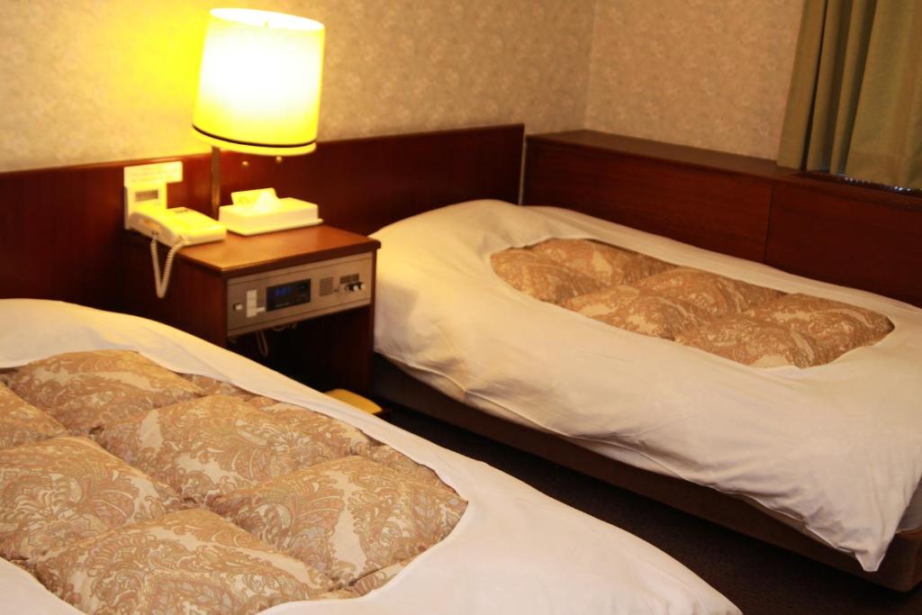 Losinn Twin Bed Room