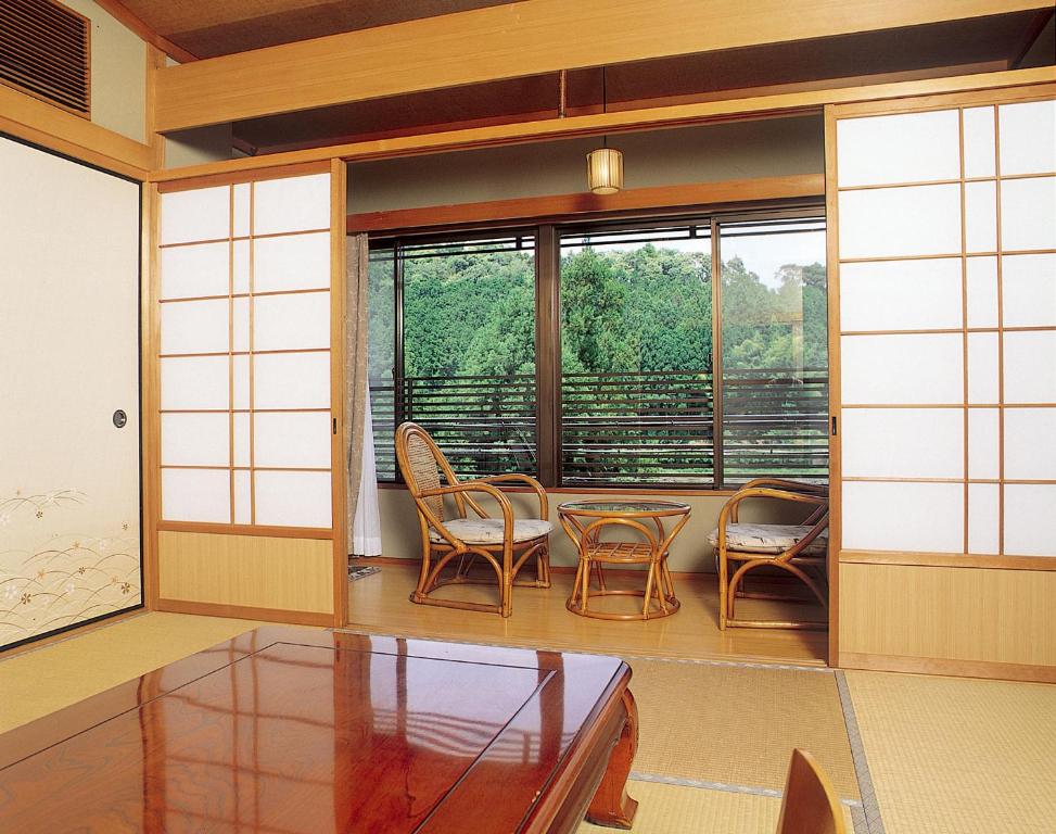 Magokoro No Yado Marui Ryokan Tatami Room Tea Table
