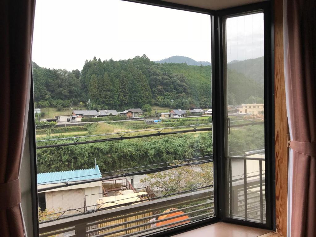 Magokoro No Yado Marui Ryokan Window View