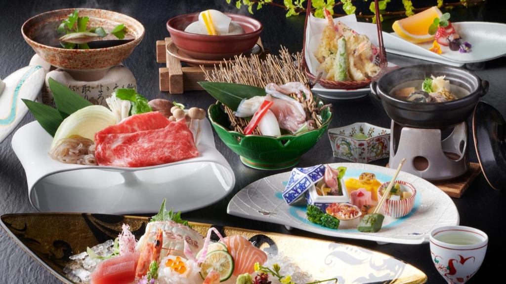 Mansuiro Kaiseki Dinner