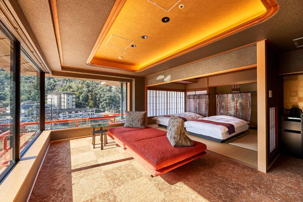 Mansuirou Tatami Room Large Window