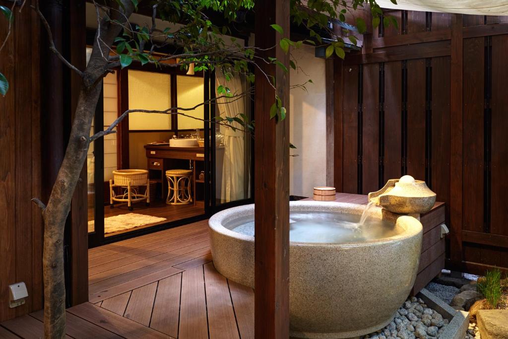 Matsudaya Hotel Onsen Bath