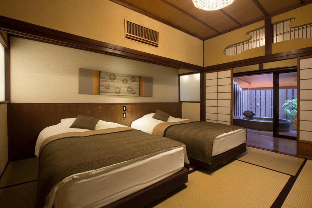 Matsudaya Hotel Tatami Room Onsen